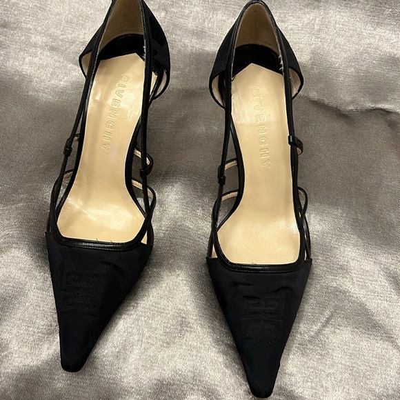 GIVENCHY Logo Black Pointed Toe Kitten Heels Size 37 - Picture 6 of 14